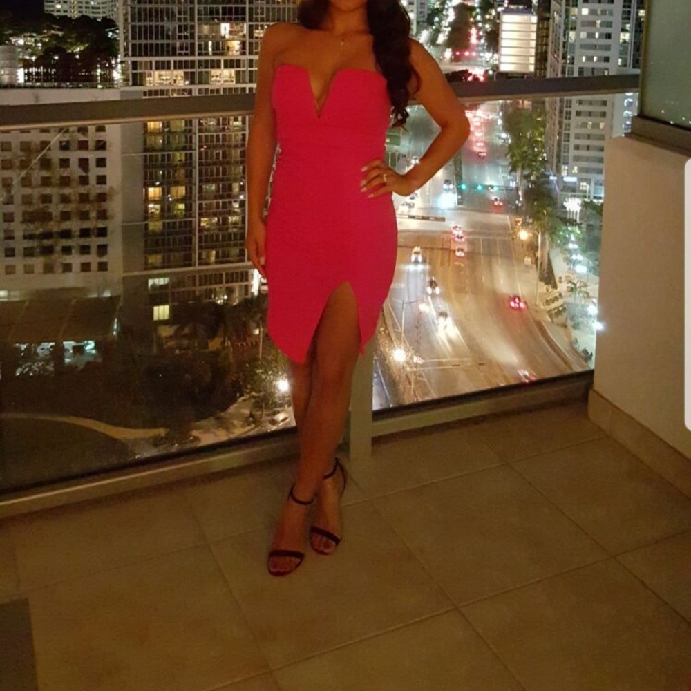 Pink dress - Picture 2 of 2